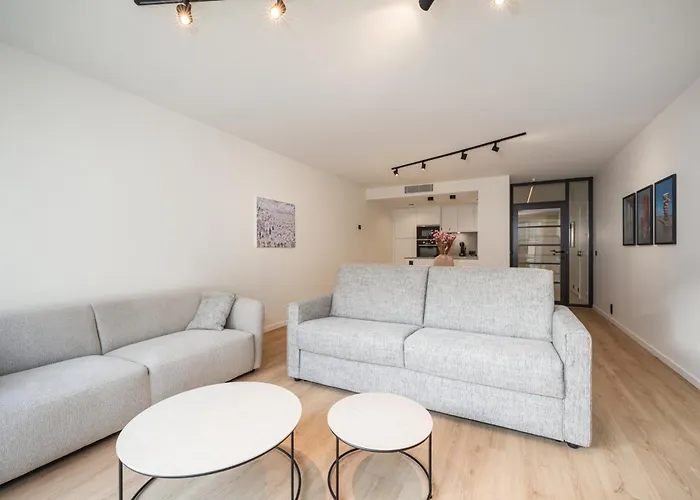 Apartament Luxe Comfort App Met Zijdelings Zeezicht En In Centrum Ostenda